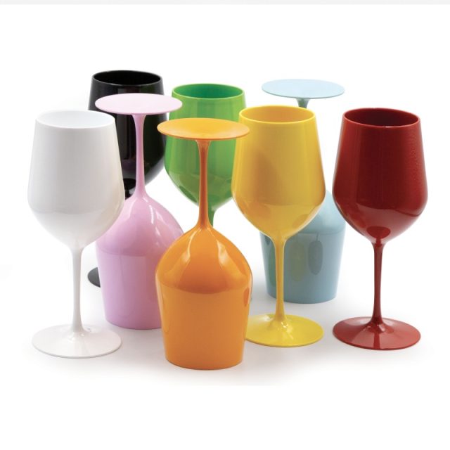 Vinglass i PVC; leveres i flere farger.